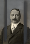105366 Portret van mr.dr. D.A.P.N. Koolen, geboren 1871, lid van de Centrale Raad van Beroep voor de ...